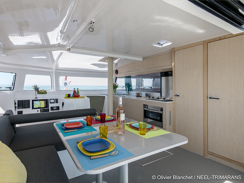 NEEL 43 Salon2 by Trend Travel Yachting.jpg